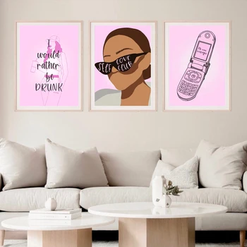 модерен розов дизайн нокти в ретро стил 90-те, модерна печатница, естетически шик, фанковый феминизъм, монтиран на стената плакат за момичета, домашен декор