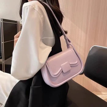 Нова дизайнерска чанта за подмишниците за жени 2023, Нова пролетна мода малка квадратна чанта, универсална чанта през рамо
