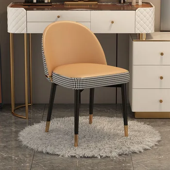 Стол Minimalis Nordic Метален кожена dining Ергономичен Дизайн Компютърен шезлонг за почивка Salle Manger Мебели за апартамент